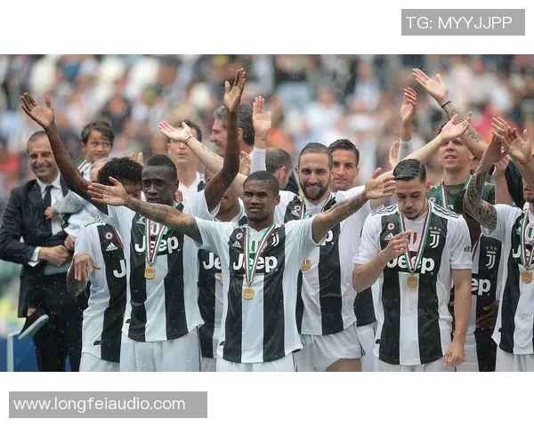 AC米兰对阵强敌巅峰对决全场激战展现豪门底蕴激情四射